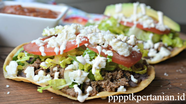 Tostadas: Cita Rasa Tradisional Meksiko yang Mendunia